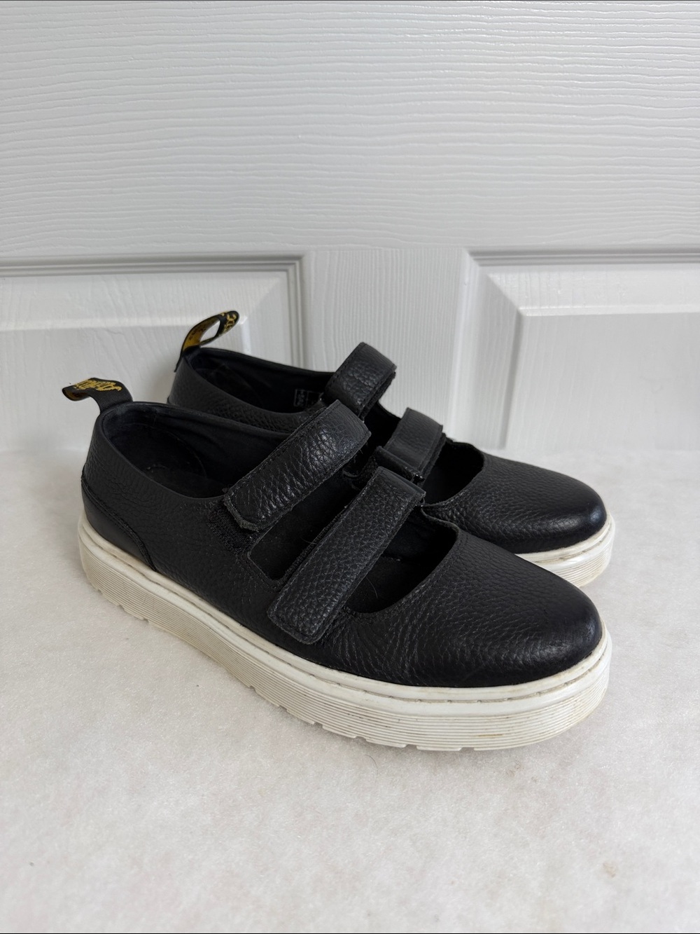 Dr. Doc Martens Mary Jane Leather Mae Platform Sneakers Women's Large 8